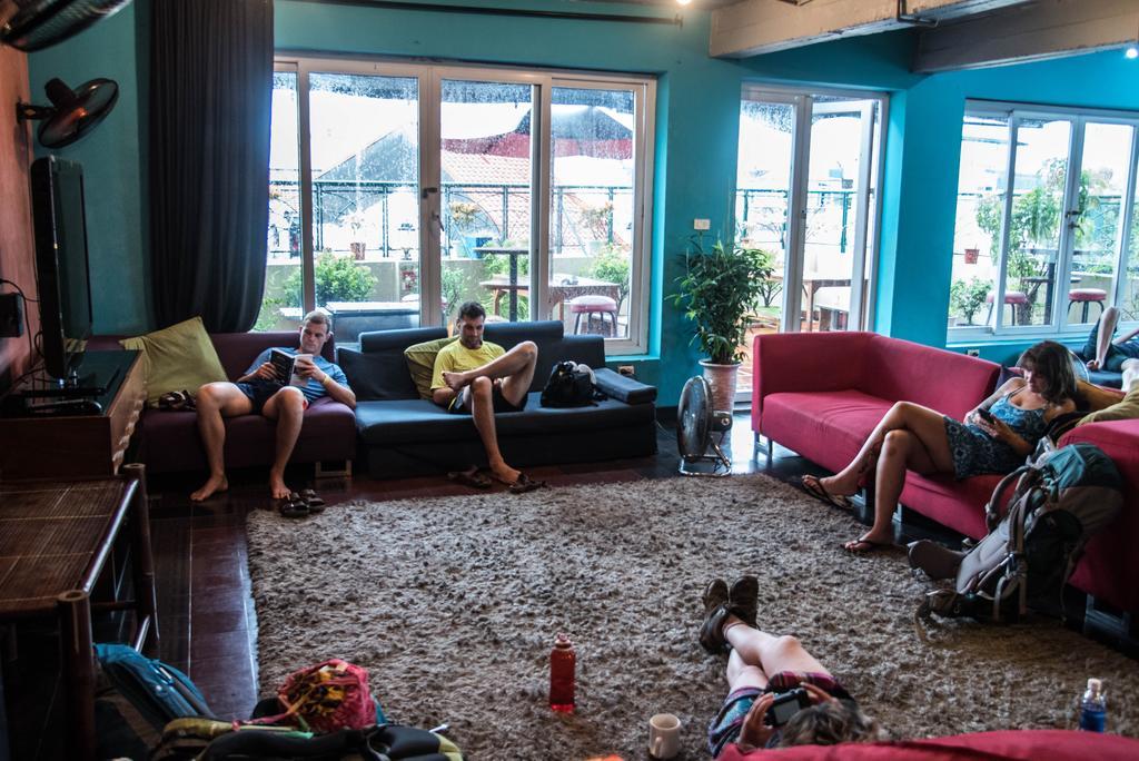 Vietnam Backpacker Hostels - Downtown Hanoi Bagian luar foto
