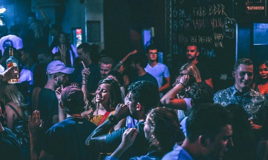 Vietnam Backpacker Hostels - Downtown Hanoi Bagian luar foto