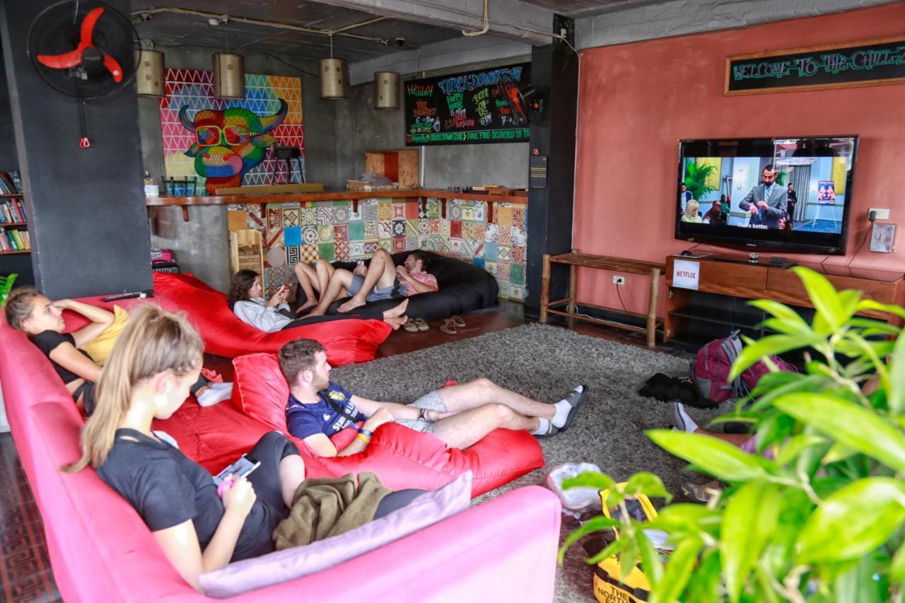 Vietnam Backpacker Hostels - Downtown Hanoi Bagian luar foto